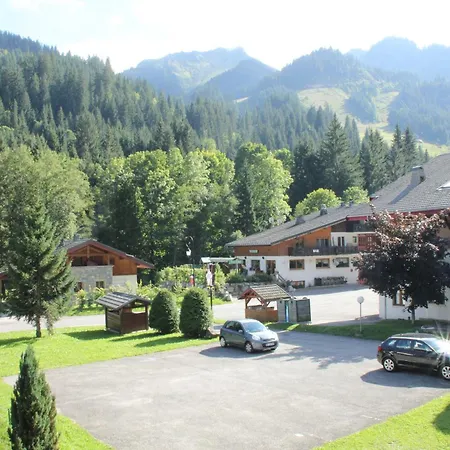 Portes Du Soleil Psb196 Telecabine & Mountain 4 Per Apartment Chatel